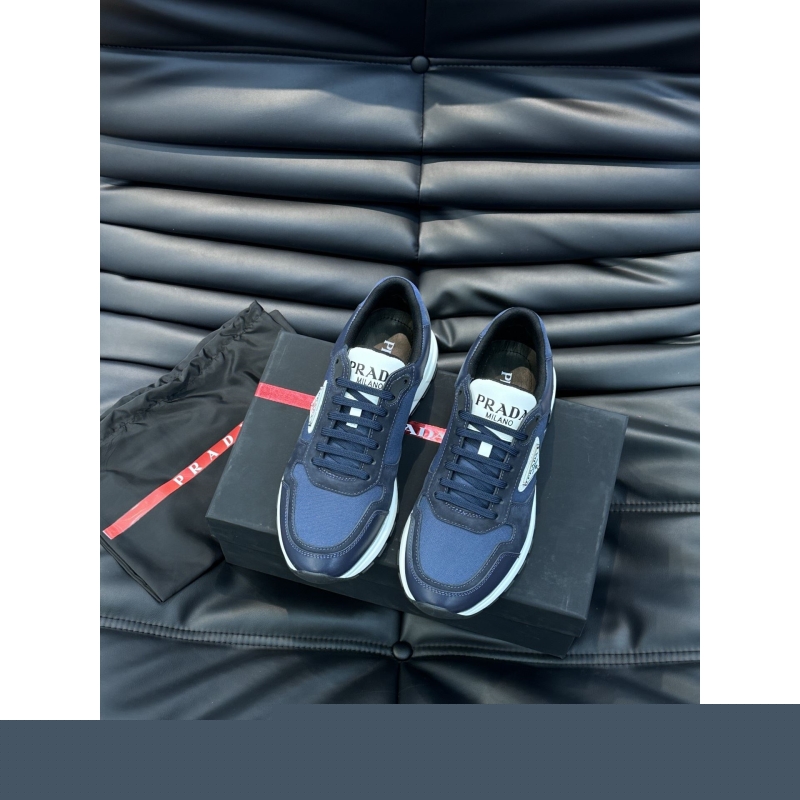 Pra*a casual shoes